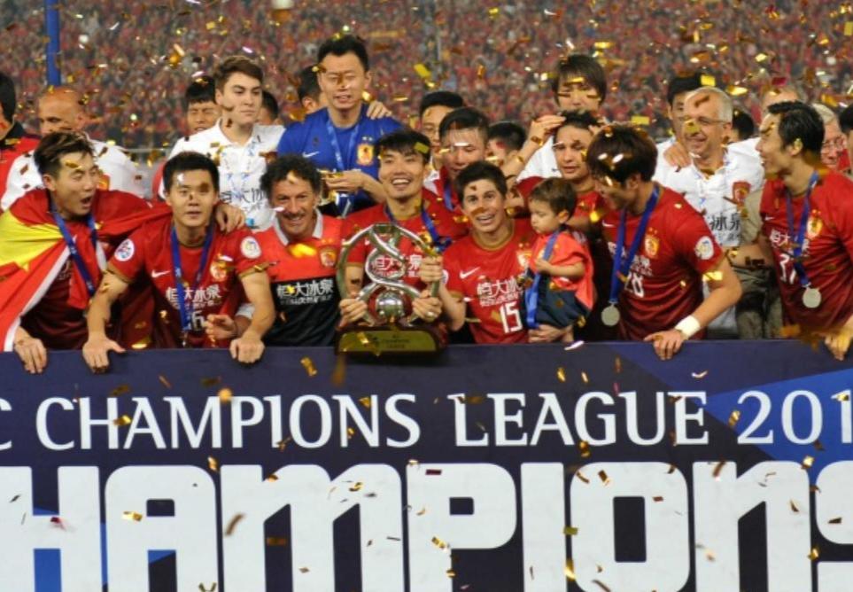 广州富力阵容齐整，球队备战信心十足的简单介绍