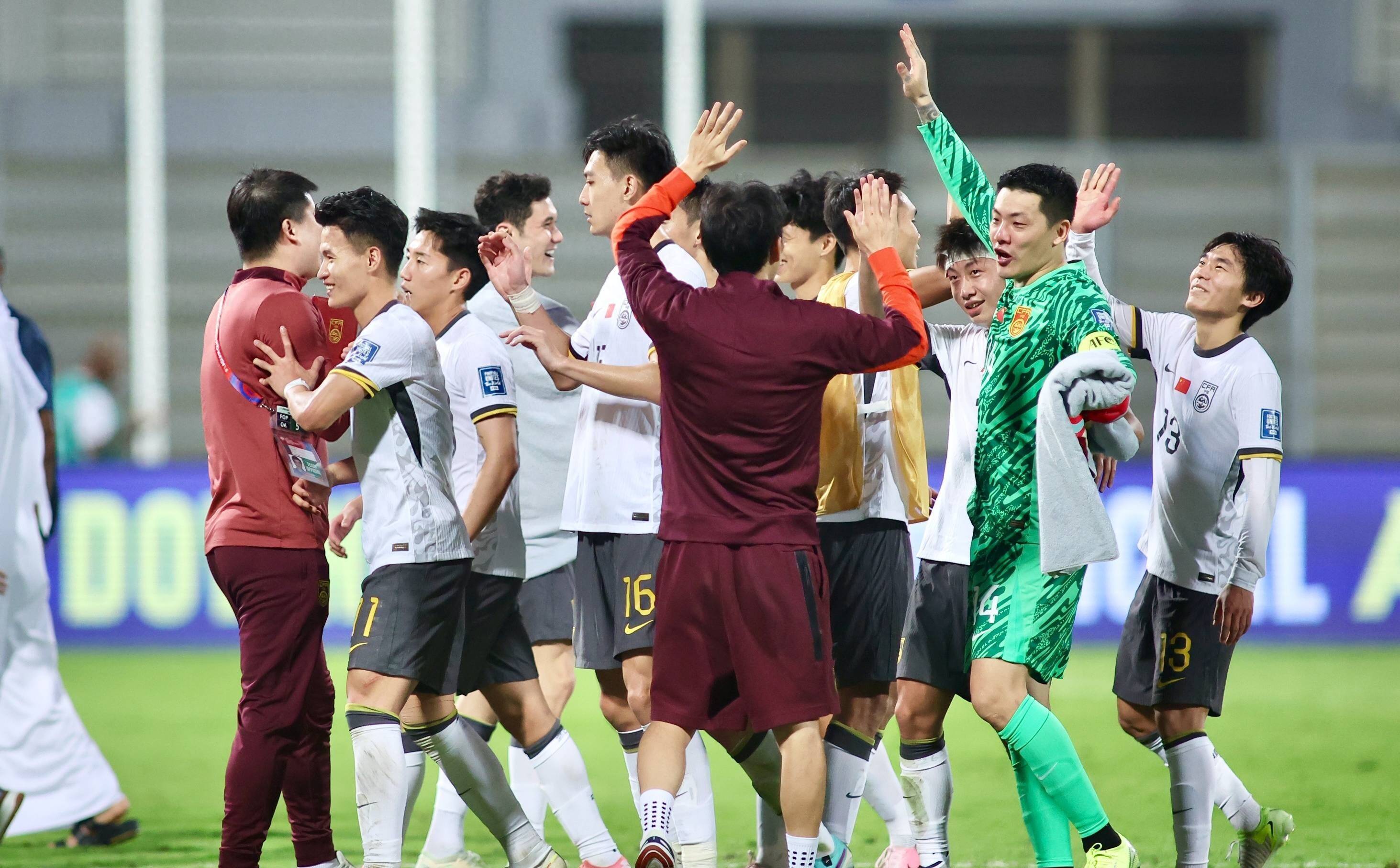 国足选手实力超群，领先赛场