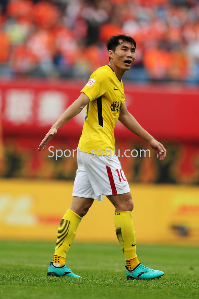 包含北京人和客场失利广州恒大战力不济的词条