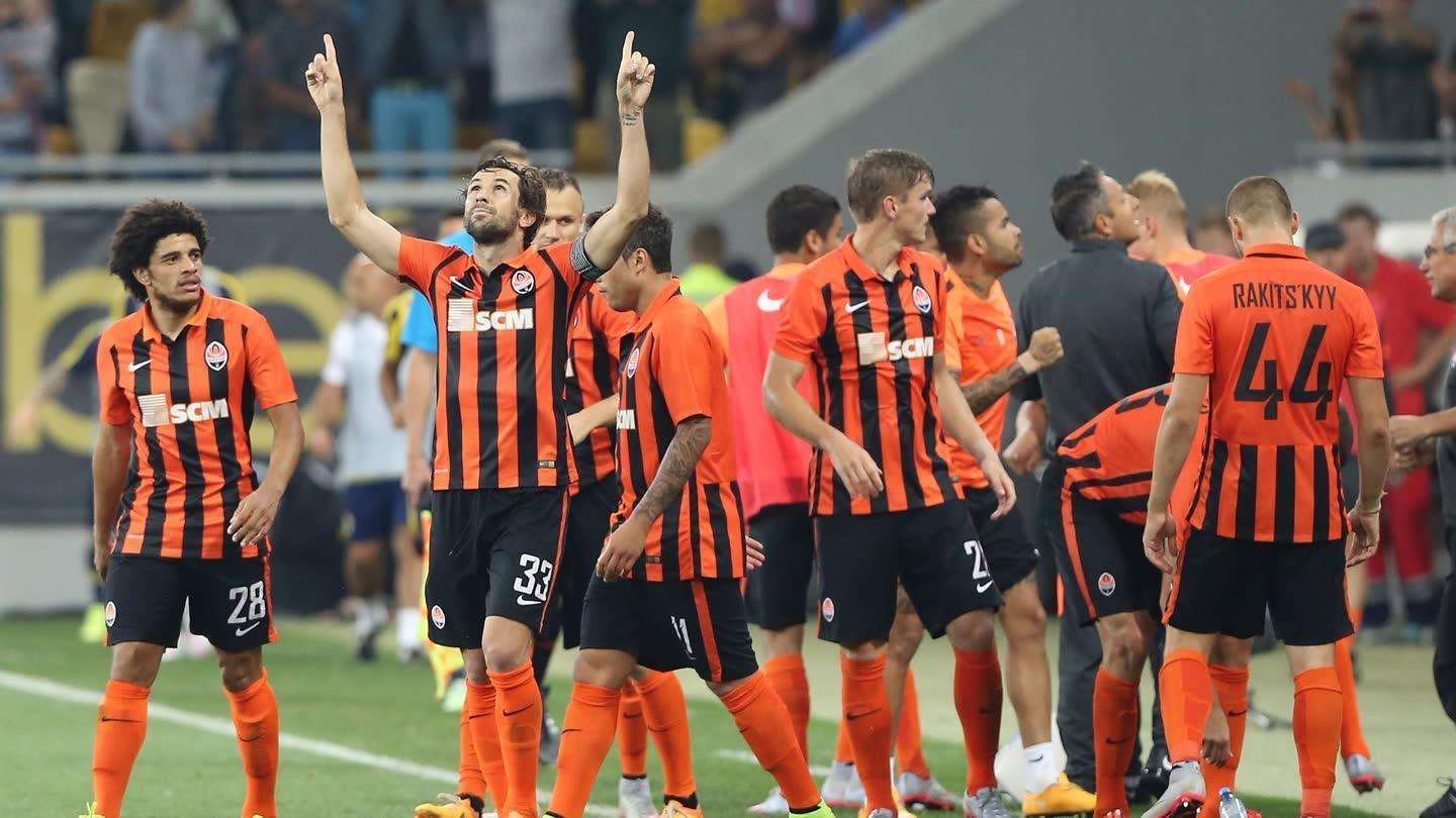 关于里尔球员表现出色，助球队稳居前列的信息