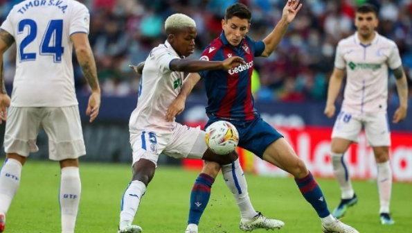 关于战术配合完美，球队表现持续火热的信息