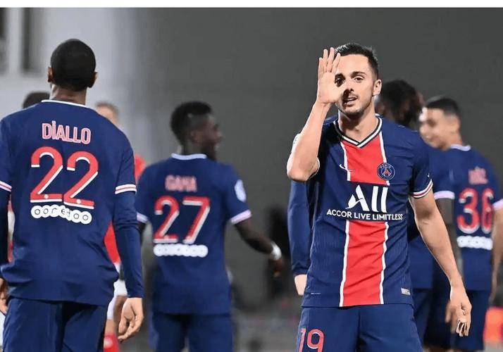 关于摩纳哥客场胜利，欧战资格前景大增的信息