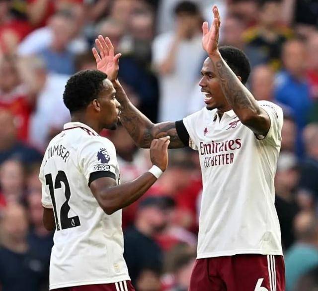 萨拉赫在阿森纳比赛中夺冠，夺冠引发热议！再创辉煌时刻的简单介绍